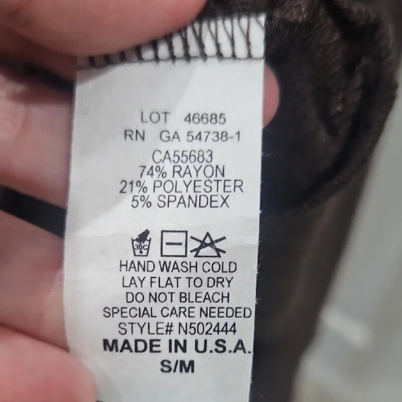 Nally & Millie Women's Chocolate Crewneck Sweater SUPER SOFT sz S/M - Picture 6 of 6